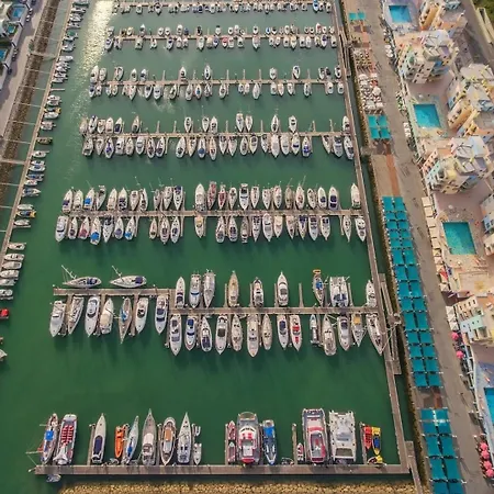 Happy House In Clube *