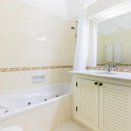 Happy House In Clube *