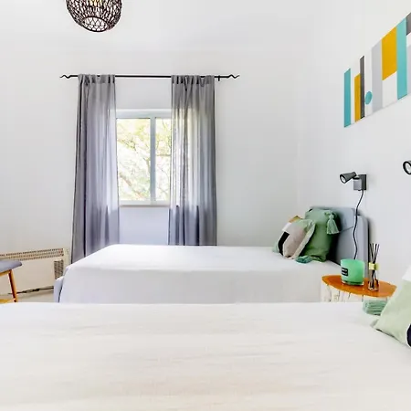 Happy House In Clube